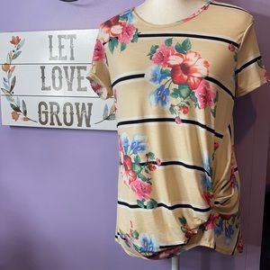 Small floral tee